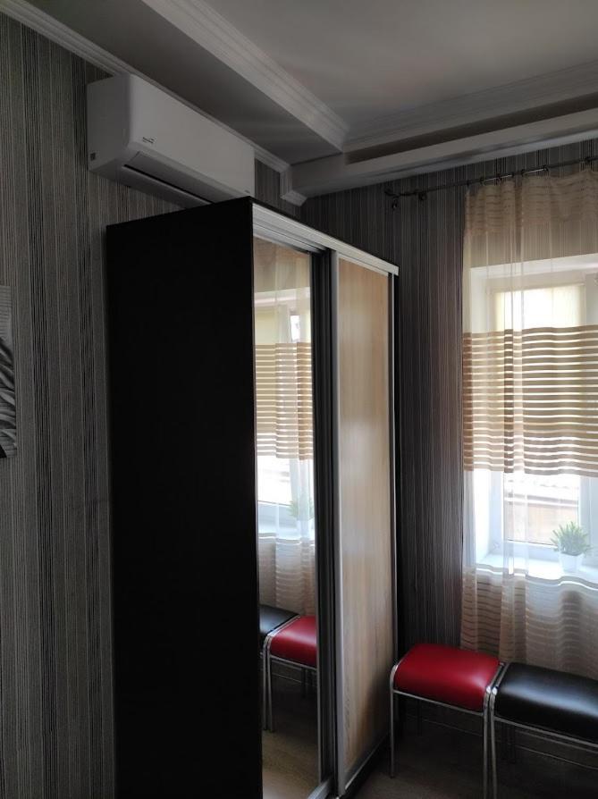 Apart Club Tolstogo Chernivtsi Luaran gambar